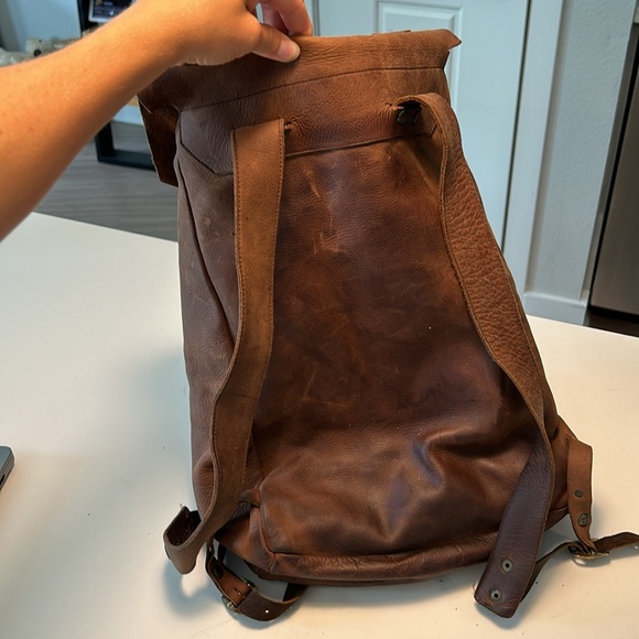 Handmade leather backpack - Picture 5 of 5